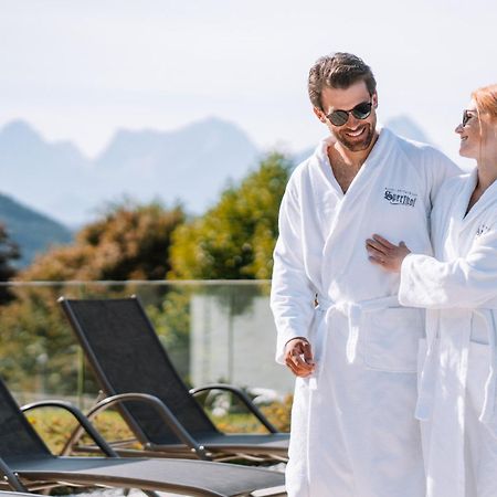 Hotel Sperlhof ヴィンディッシュガルシュテン エクステリア 写真