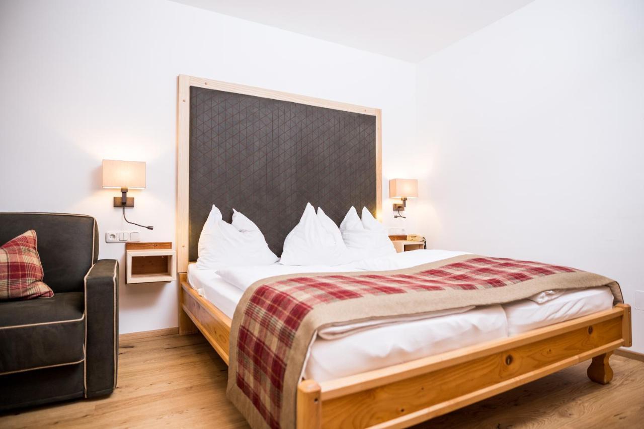 Hotel Sperlhof ヴィンディッシュガルシュテン エクステリア 写真